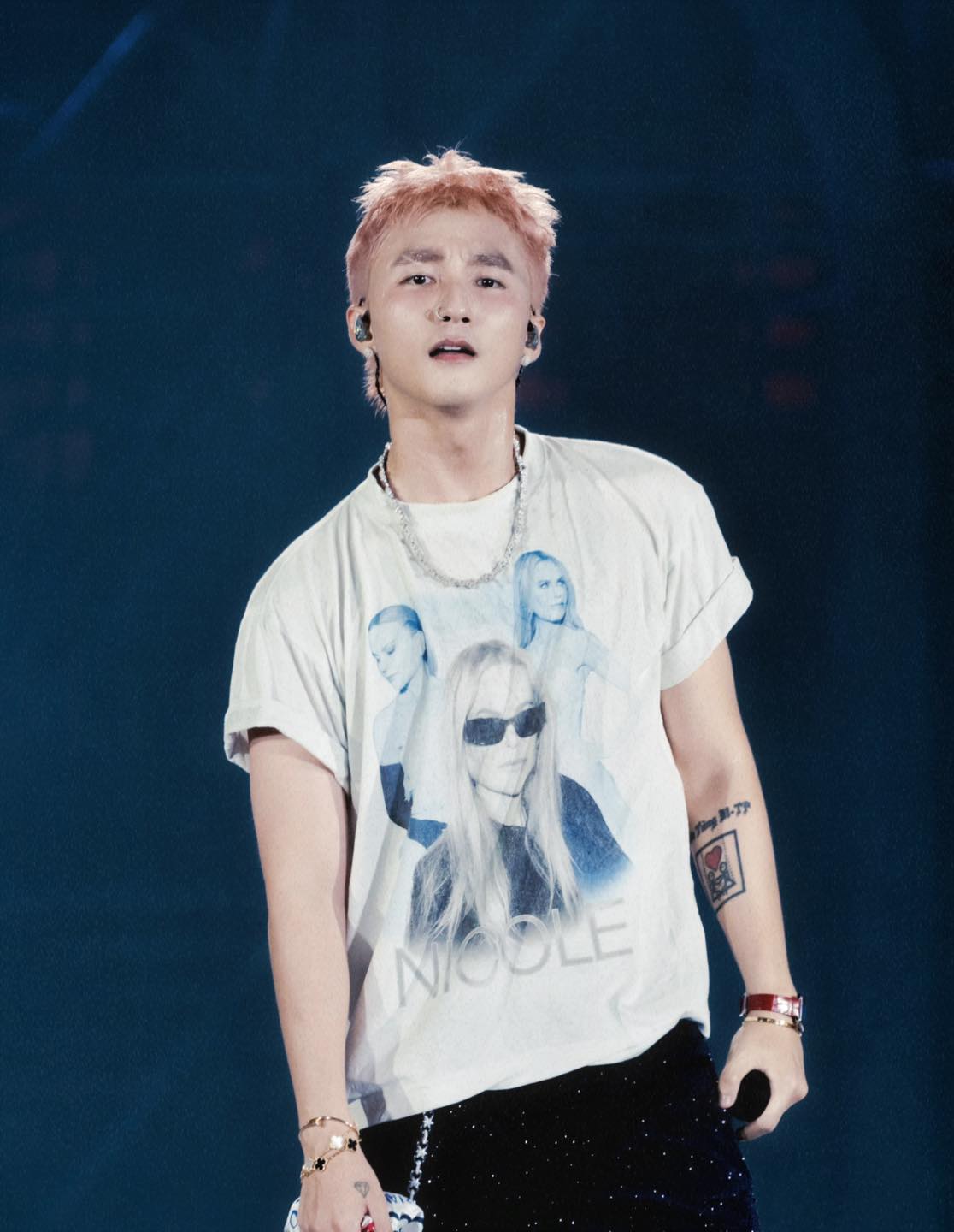 Vbiz có sao nam "không giống ai": Hơn chục năm vẫn chưa tìm ra người "soán ngôi", cát xê lên đến hàng tỷ đồng- Ảnh 2.