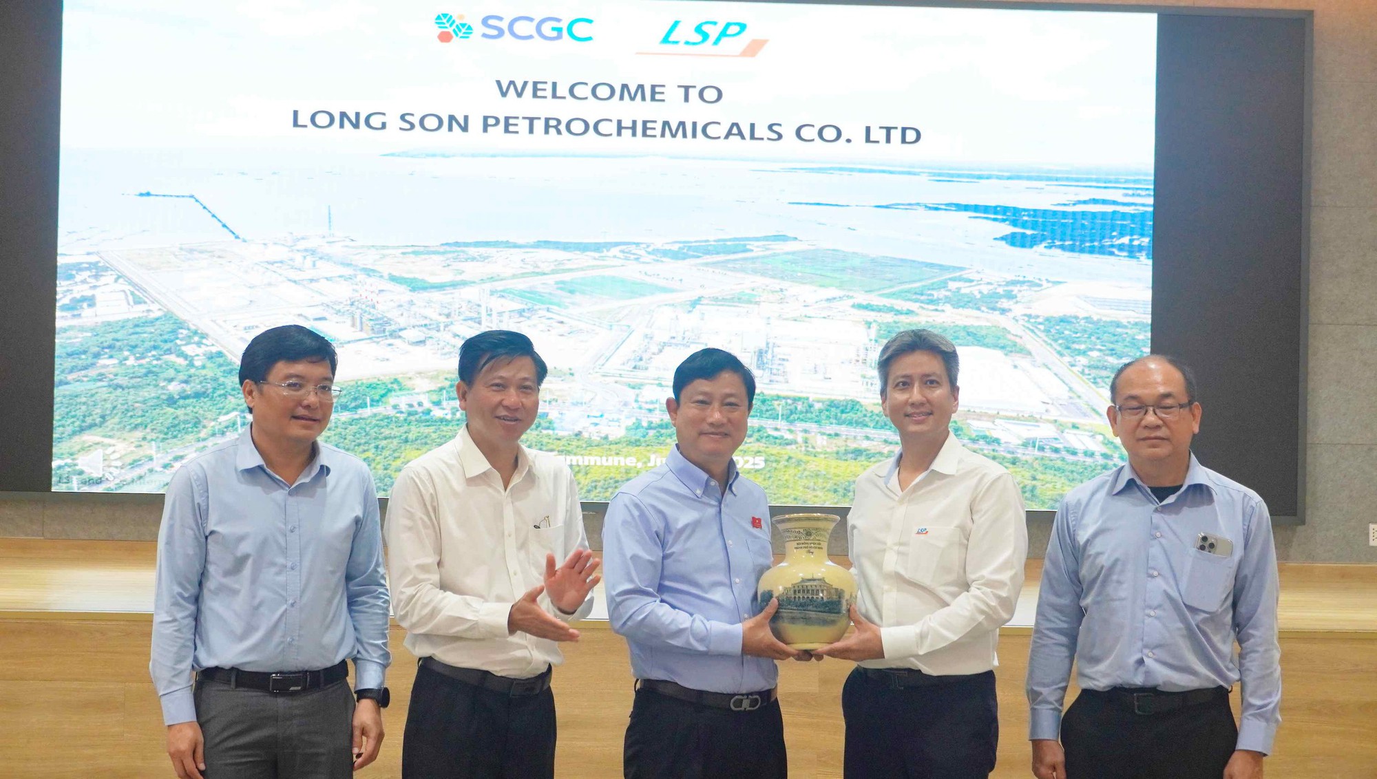 Hình ảnh Chủ tịch HĐND TP HCM thăm và làm việc tại dự án hơn 5 tỉ USD- Ảnh 9.