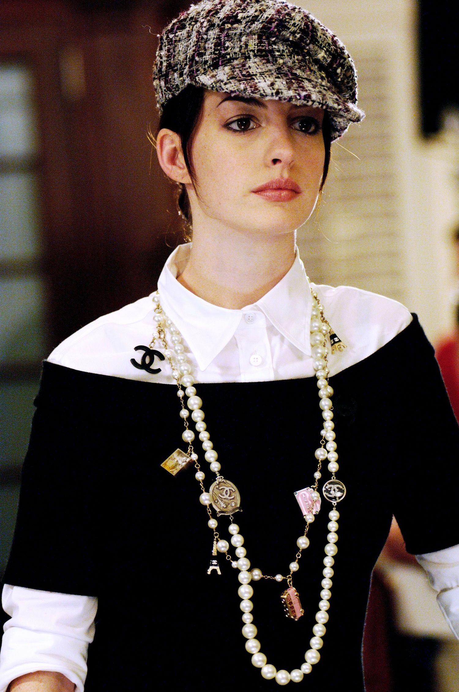 20 năm không già của Anne Hathaway- Ảnh 18. 20 năm không già của Anne Hathaway- Ảnh 18.