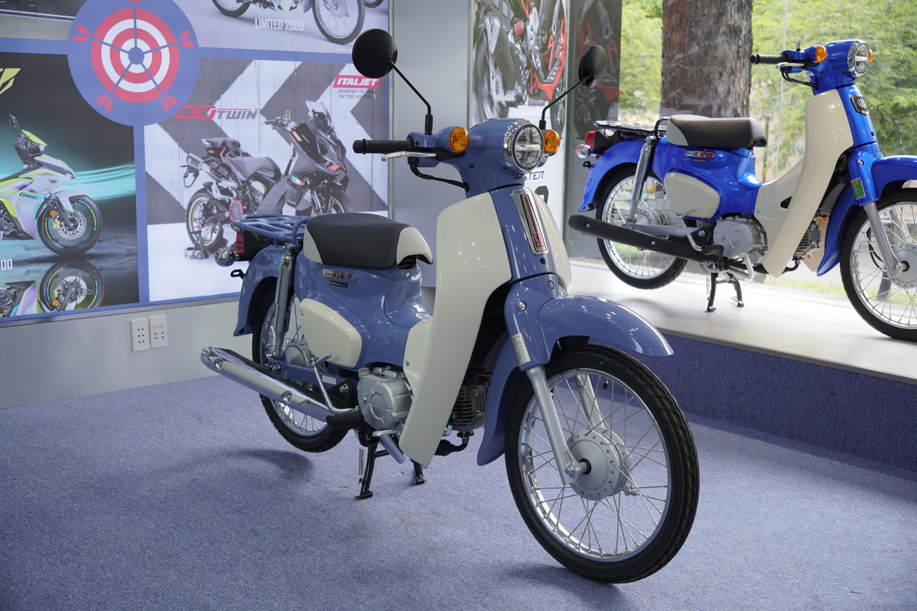 Honda Super Cub 50 Final Edition xuất hiện tại Việt Nam- Ảnh 1. Honda Super Cub 50 Final Edition xuất hiện tại Việt Nam- Ảnh 1.