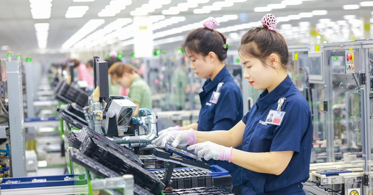 Đại bàng công nghệ thế giới xây 6 nhà máy sản xuất, tạo 87.000 việc làm tại Việt Nam, vừa cam kết một việc lớn- Ảnh 1. Đại bàng công nghệ thế giới xây 6 nhà máy sản xuất, tạo 87.000 việc làm tại Việt Nam, vừa cam kết một việc lớn- Ảnh 1.