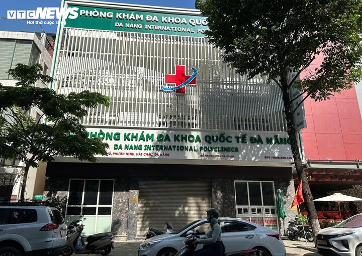 Phòng khám tuyển bác sĩ rởm ở Đà Nẵng: Thực hiện hàng chục ca tiểu phẫu mỗi ngày- Ảnh 2. Phòng khám tuyển bác sĩ rởm ở Đà Nẵng: Thực hiện hàng chục ca tiểu phẫu mỗi ngày- Ảnh 2.