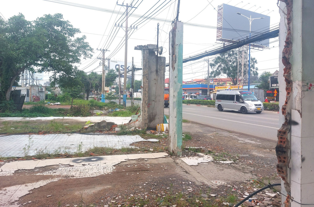 Hơn 12.000 tỷ đồng mở rộng quốc lộ 13, khơi thông cửa ngõ Đông Bắc TPHCM- Ảnh 2. Hơn 12.000 tỷ đồng mở rộng quốc lộ 13, khơi thông cửa ngõ Đông Bắc TPHCM- Ảnh 2.