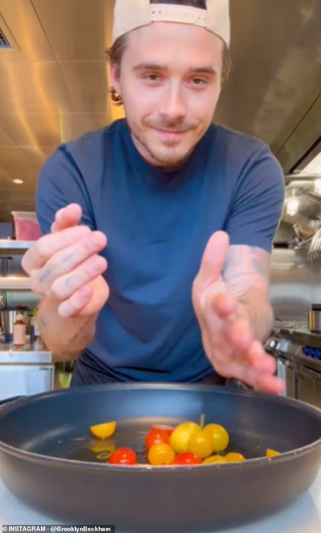Cậu cả nhà Beckham khiến netizen Cậu cả nhà Beckham khiến netizen