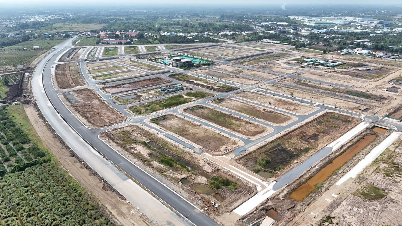 Căn hộ dẫn dắt thị trường, đất nền vào giai đoạn thận trọng- Ảnh 2. Căn hộ dẫn dắt thị trường, đất nền vào giai đoạn thận trọng- Ảnh 2.