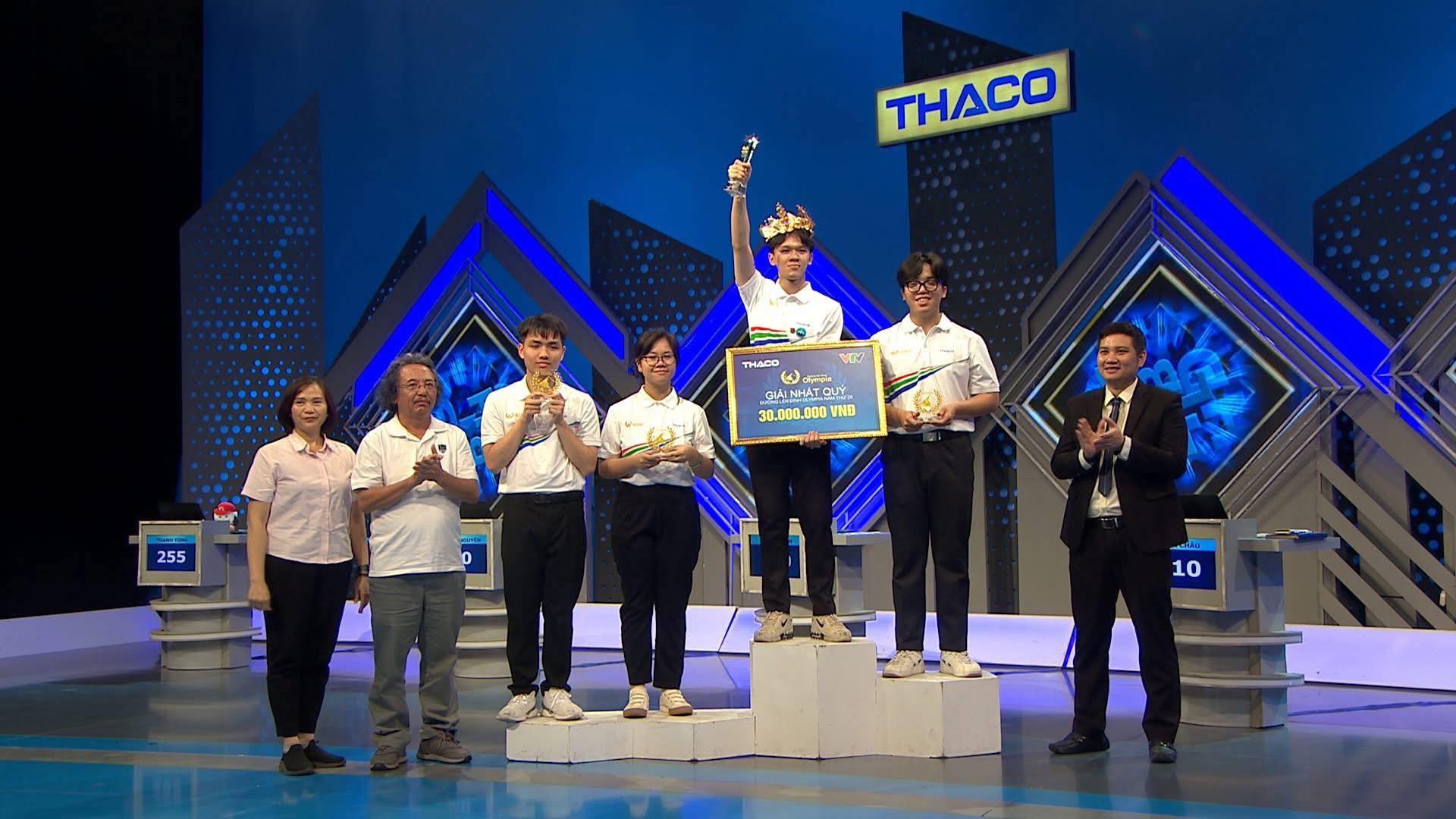 Ngôi trường vừa đón cầu truyền hình Olympia: Sinh ra từ biển, trùng tên với 7 trường THPT chuyên khác trên khắp cả nước- Ảnh 1.