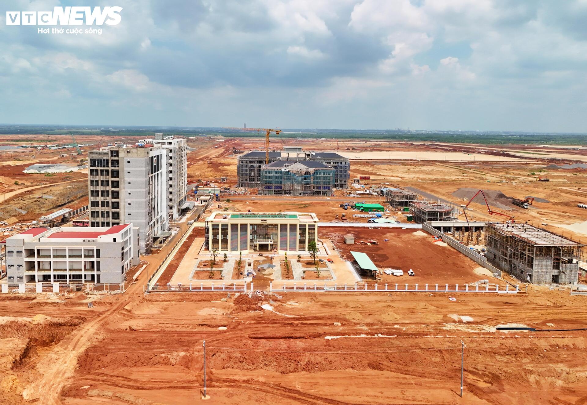 Cận cảnh trụ sở cơ quan quản lý nhà nước trong sân bay Long Thành- Ảnh 2. Cận cảnh trụ sở cơ quan quản lý nhà nước trong sân bay Long Thành- Ảnh 2.