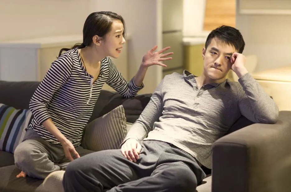 Kết hôn 20 năm, lúc ly dị mới biết chồng là đại gia sở hữu tài sản 364 tỷ đồng: “Tháng nào cũng phải nhắc mới chuyển tiền chi tiêu”- Ảnh 1. Kết hôn 20 năm, lúc ly dị mới biết chồng là đại gia sở hữu tài sản 364 tỷ đồng: “Tháng nào cũng phải nhắc mới chuyển tiền chi tiêu”- Ảnh 1.