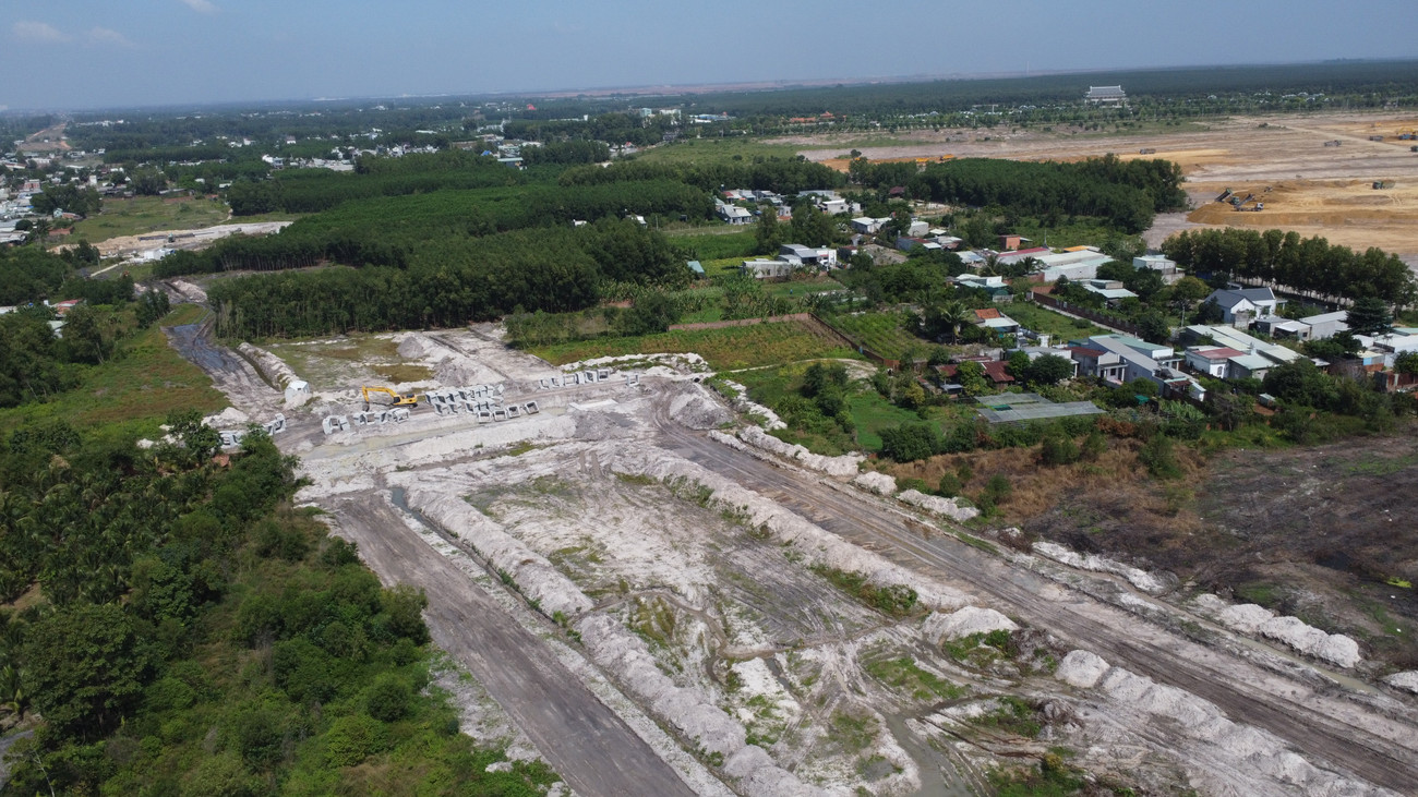 Đồng Nai tiếp tục áp dụng bảng giá đất cũ đến hết năm 2025- Ảnh 1. Đồng Nai tiếp tục áp dụng bảng giá đất cũ đến hết năm 2025- Ảnh 1.