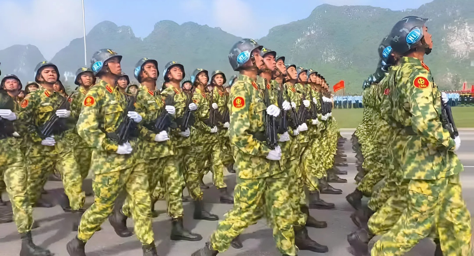 Lực lượng nòng cốt trong phòng, chống vũ khí hủy diệt hàng loạt sẽ tham gia nhiệm vụ đặc biệt ngày 2/9- Ảnh 2. Lực lượng nòng cốt trong phòng, chống vũ khí hủy diệt hàng loạt sẽ tham gia nhiệm vụ đặc biệt ngày 2/9- Ảnh 2.