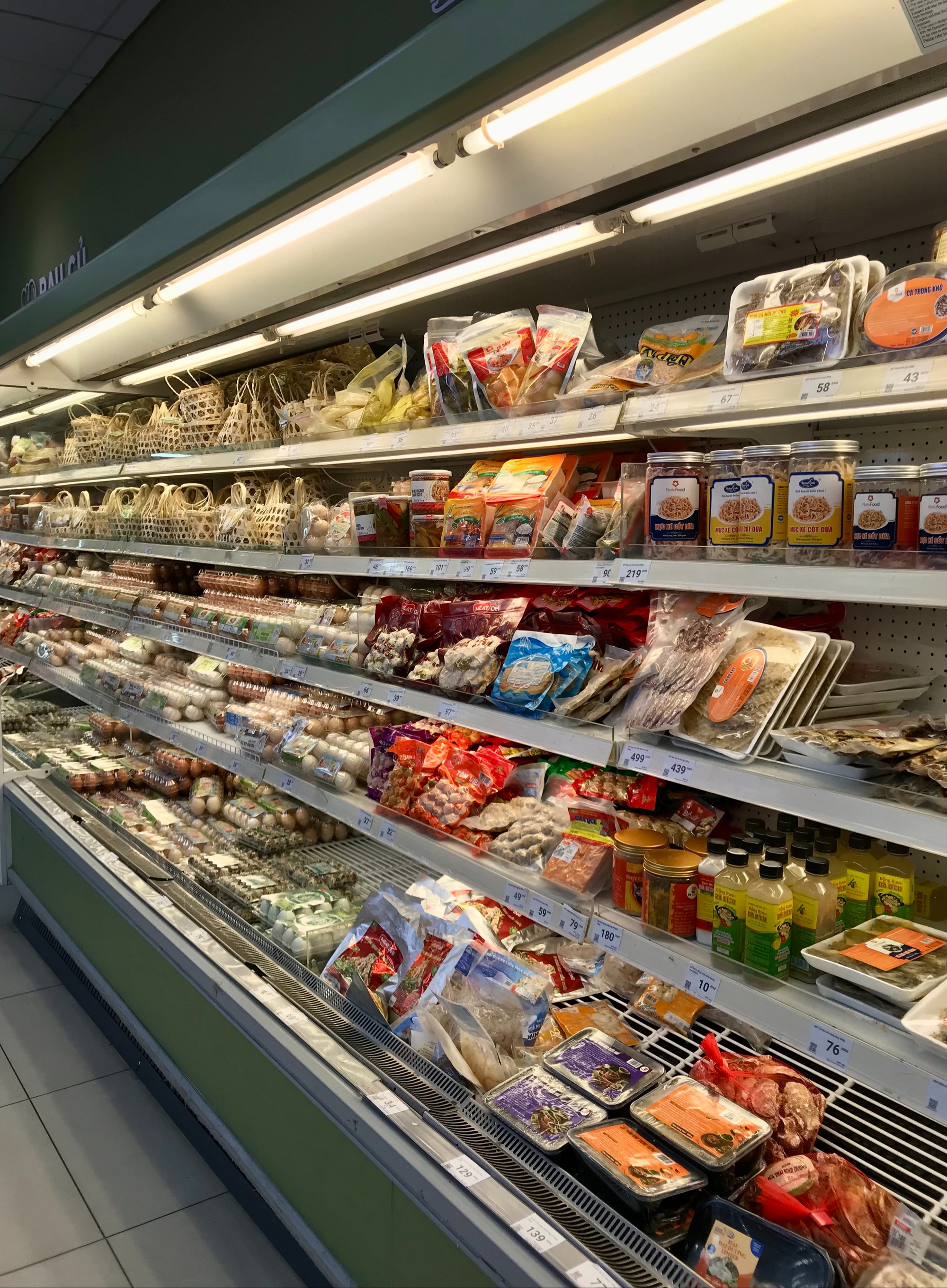 Toàn cảnh các thương hiệu thịt, cá… đang bán tại WinMart- Ảnh 2. Toàn cảnh các thương hiệu thịt, cá… đang bán tại WinMart- Ảnh 2.