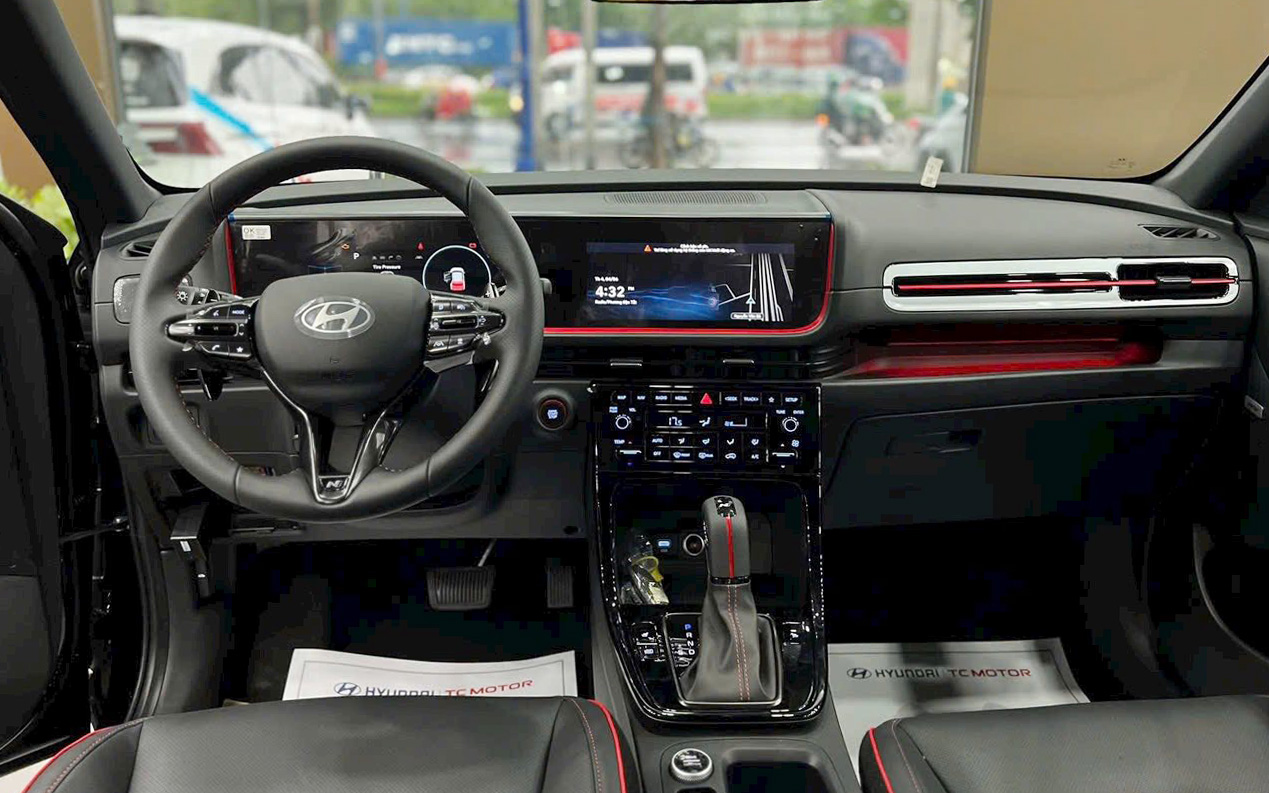 Hyundai Creta 2025 giảm giá mạnh tại đại lý: Bản 'base' còn hơn 564 triệu đồng, kịch sàn giá nhóm xe Nhật, Hàn cùng phân khúc- Ảnh 8. Hyundai Creta 2025 giảm giá mạnh tại đại lý: Bản 'base' còn hơn 564 triệu đồng, kịch sàn giá nhóm xe Nhật, Hàn cùng phân khúc- Ảnh 8.