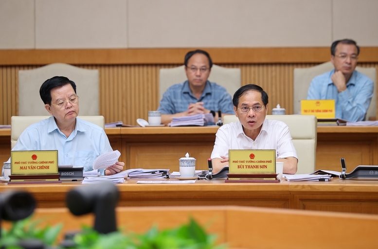 Thủ tướng: Đưa thể chế từ 'điểm nghẽn của điểm nghẽn' thành lợi thế cạnh tranh quốc gia- Ảnh 5. Thủ tướng: Đưa thể chế từ 'điểm nghẽn của điểm nghẽn' thành lợi thế cạnh tranh quốc gia- Ảnh 5.