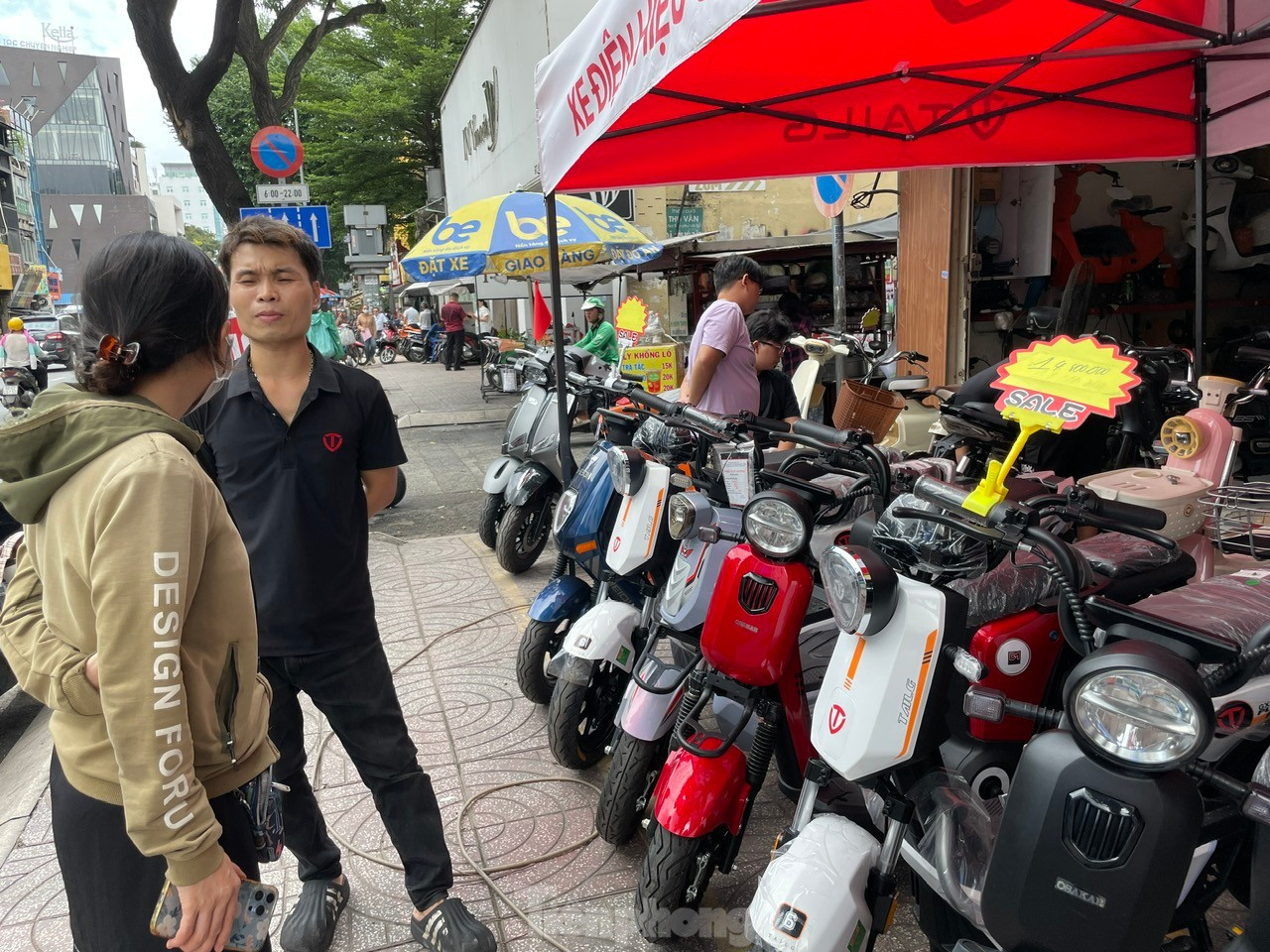 Thị trường xe điện TPHCM 'nóng' từng ngày- Ảnh 1. Thị trường xe điện TPHCM 'nóng' từng ngày- Ảnh 1.