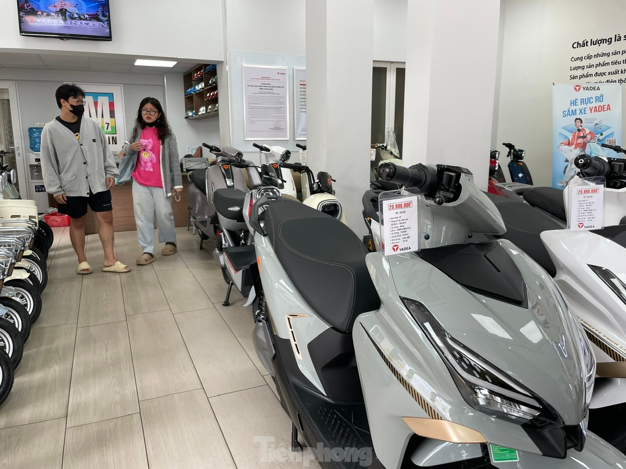 Thị trường xe điện TPHCM 'nóng' từng ngày- Ảnh 6. Thị trường xe điện TPHCM 'nóng' từng ngày- Ảnh 6.