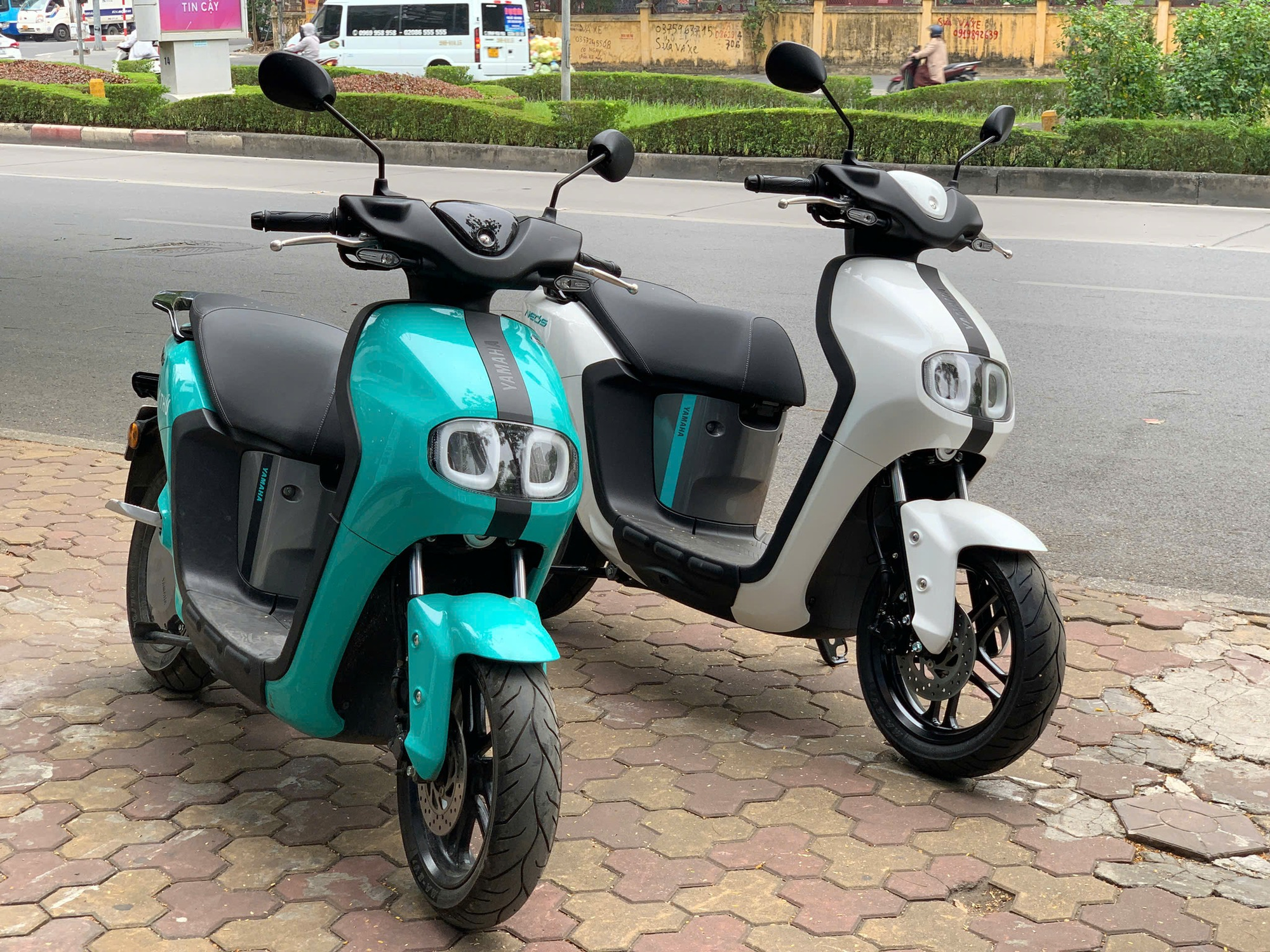 Ở Việt Nam có xe máy điện Nhật đang giảm trên 16 triệu: Lắp ráp ở Sóc Sơn, cũng xuất khẩu đi châu Âu- Ảnh 1. Ở Việt Nam có xe máy điện Nhật đang giảm trên 16 triệu: Lắp ráp ở Sóc Sơn, cũng xuất khẩu đi châu Âu- Ảnh 1.
