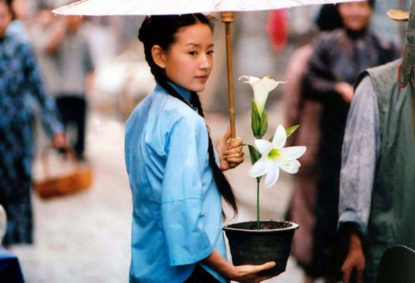 Hơn 20 năm trước, từng có một ngọc nữ không cần trang điểm và ăn diện cầu kỳ vẫn "vượt mặt" Lưu Diệc Phi- Ảnh 12.