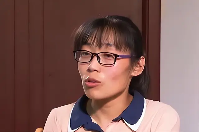 Nữ sinh đỗ ĐH điểm cao nhưng chưa từng nhận được giấy báo trúng tuyển, 16 năm sau thi lại thì được nhà trường thông báo: Em đã có bằng tốt nghiệp ở đây- Ảnh 1.