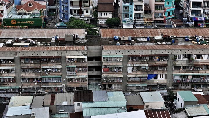 TP.HCM đưa phương án giải bài toán chung cư cũ nát, hỗ trợ 10 tỷ chi phí di dời- Ảnh 1.