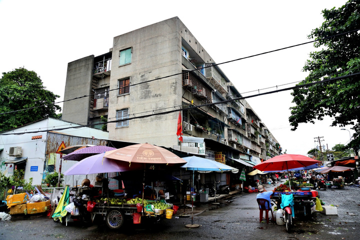 TP.HCM đưa phương án giải bài toán chung cư cũ nát, hỗ trợ 10 tỷ chi phí di dời- Ảnh 3.