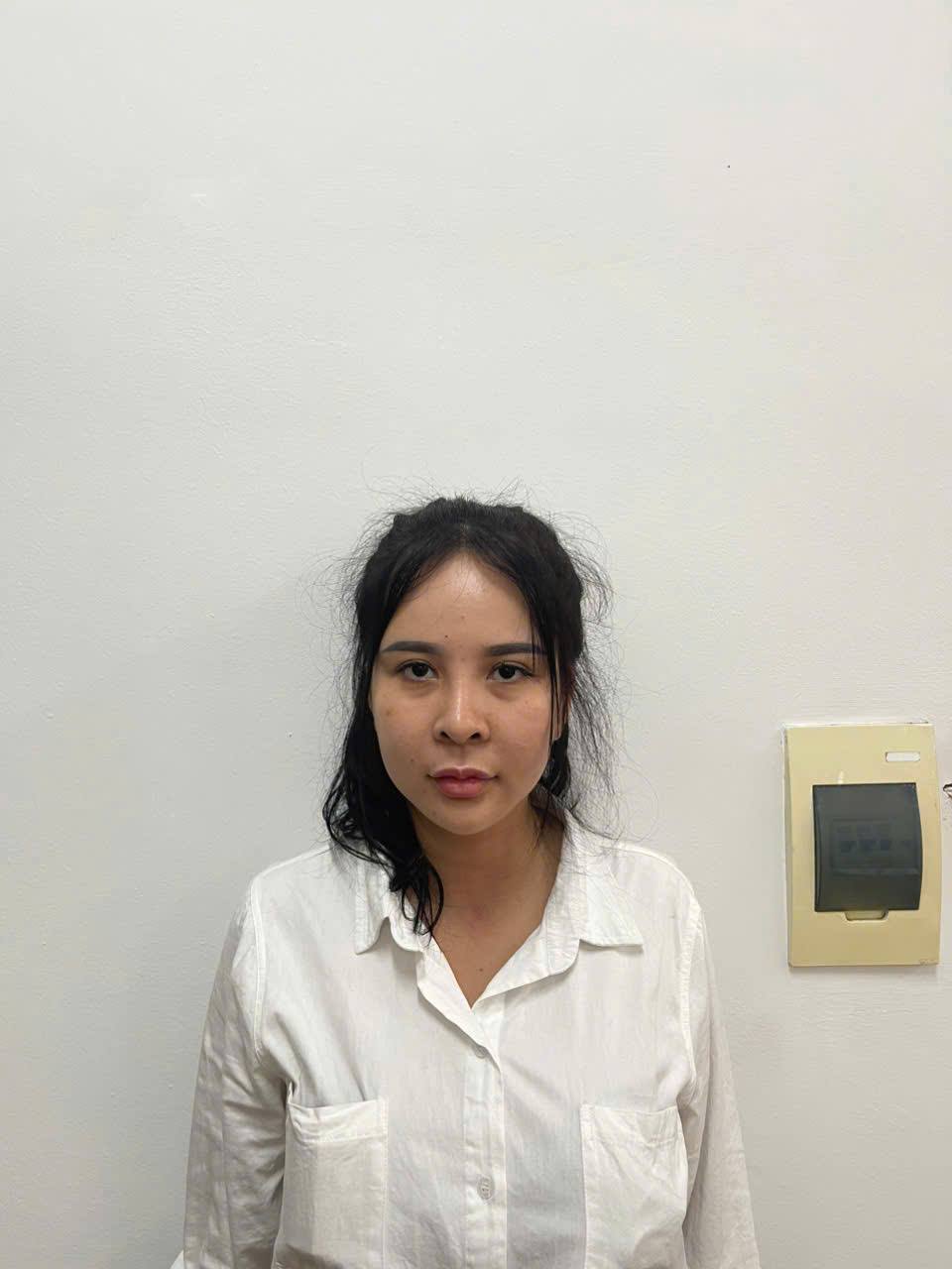 Điều tra 18 tài khoản ngân hàng của 2 chị em ruột ở Lào Cai: Công an phát hiện 2 tỷ đồng thu được từ lừa đảo, hơn 500 người đã chuyển tiền- Ảnh 2.