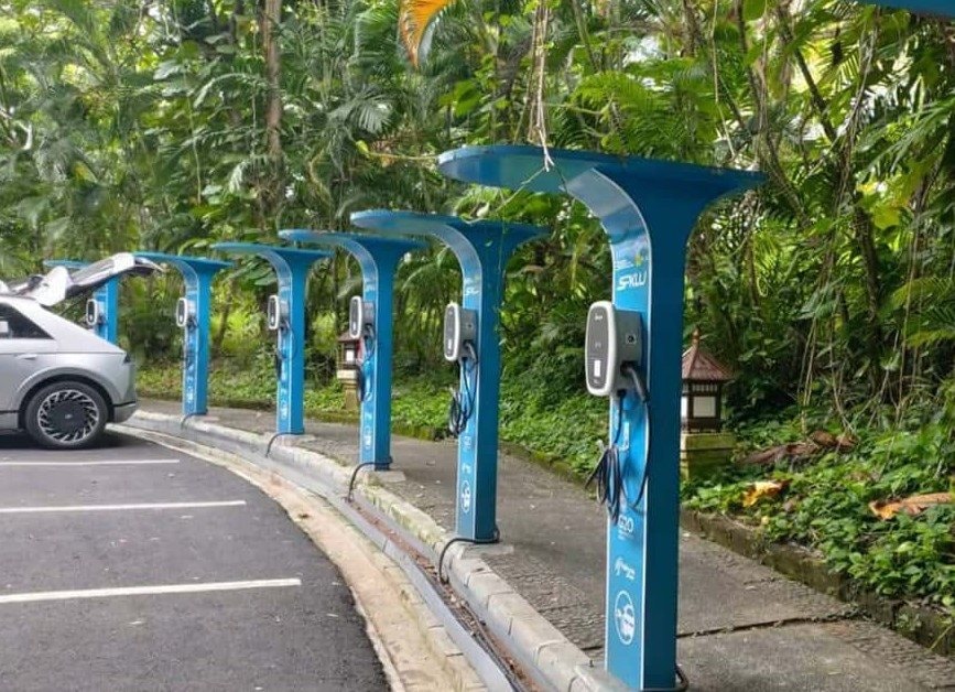 "Hàng xóm" nhiều xe máy gấp đôi Việt Nam vừa có quá trình đổi sang xe điện mượt không ngờ: Đây là cách làm- Ảnh 5. "Hàng xóm" nhiều xe máy gấp đôi Việt Nam vừa có quá trình đổi sang xe điện mượt không ngờ: Đây là cách làm- Ảnh 5.