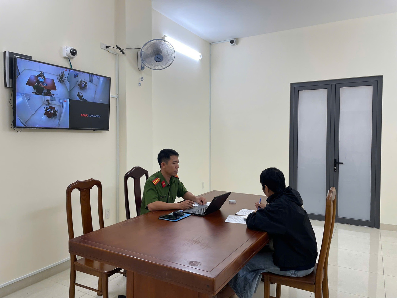 Công an Khánh Hòa kết luận về nội dung tố cáo mẹ bé Bắp- Ảnh 1.