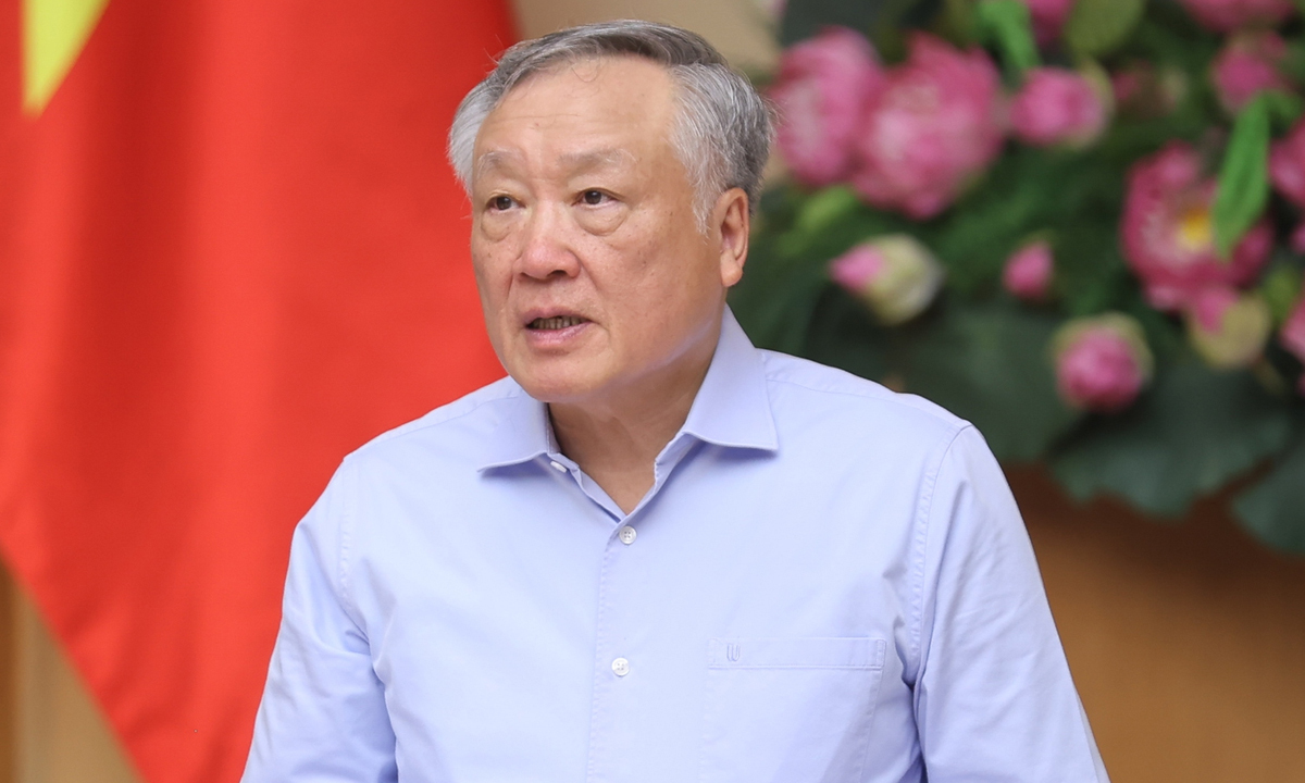 Cán bộ, công chức có chính sách tiền lương, phụ cấp mới trước 31/10- Ảnh 1.
