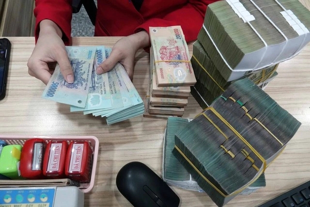 Đề xuất mới về mức giảm trừ gia cảnh: Hàng triệu người nộp thuế có thể "giữ lại" thêm vài chục triệu đồng mỗi năm- Ảnh 1. Đề xuất mới về mức giảm trừ gia cảnh: Hàng triệu người nộp thuế có thể "giữ lại" thêm vài chục triệu đồng mỗi năm- Ảnh 1.