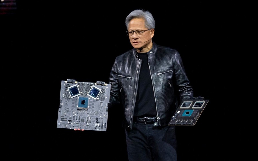Hơn 1 tỷ USD chip AI của Nvidia bị tuồn lậu vào Trung Quốc: Mỹ siết, chợ đen vẫn “nóng rực”