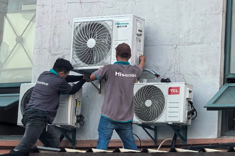 Điều hòa cháy hàng vì "vùng đất băng giá" ở Trung Quốc bỗng nóng oi ả: Cử 500 thợ đến lắp mà làm không xuể- Ảnh 2. Điều hòa cháy hàng vì "vùng đất băng giá" ở Trung Quốc bỗng nóng oi ả: Cử 500 thợ đến lắp mà làm không xuể- Ảnh 2.