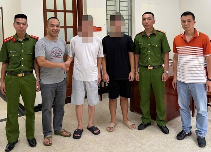 Bị kẻ lừa đảo thao túng, nam sinh trốn vào nhà nghỉ chờ công an giải cứu- Ảnh 2.