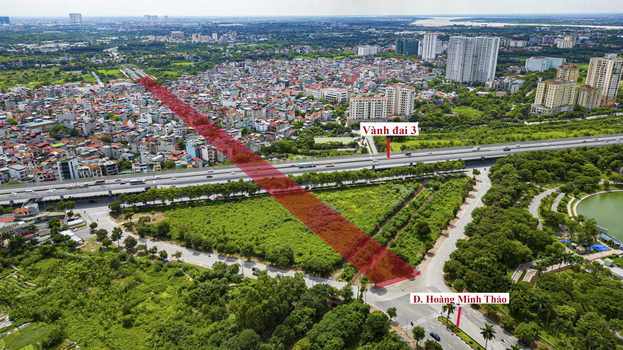 Người dân phía Tây Hà Nội đón tin vui: Đại lộ rộng 10 làn xe sắp hoàn thành, “mở lối” từ siêu đô thị của tỷ phú Phạm Nhật Vượng đến thẳng khu Tây Hồ - Ảnh 2. Người dân phía Tây Hà Nội đón tin vui: Đại lộ rộng 10 làn xe sắp hoàn thành, “mở lối” từ siêu đô thị của tỷ phú Phạm Nhật Vượng đến thẳng khu Tây Hồ - Ảnh 2.
