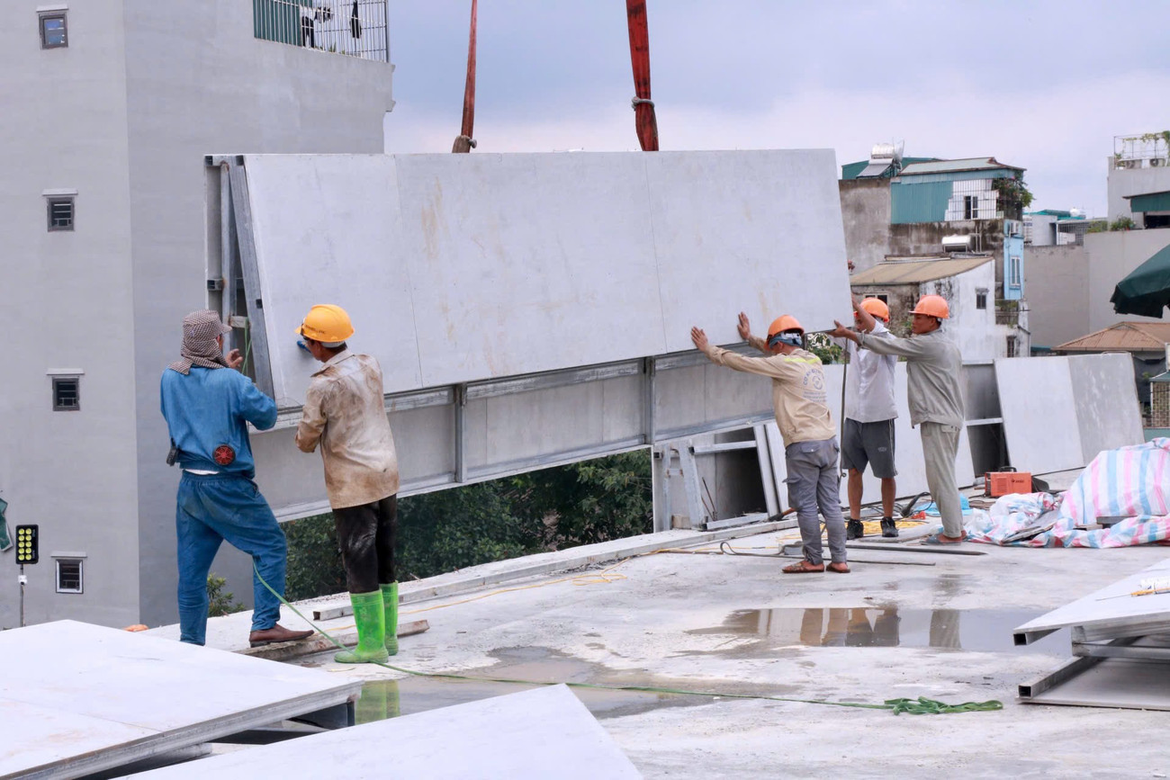 Dự án đường cao tốc kết hợp đường sắt đô thị V+ lộ diện- Ảnh 1. Dự án đường cao tốc kết hợp đường sắt đô thị V+ lộ diện- Ảnh 1.