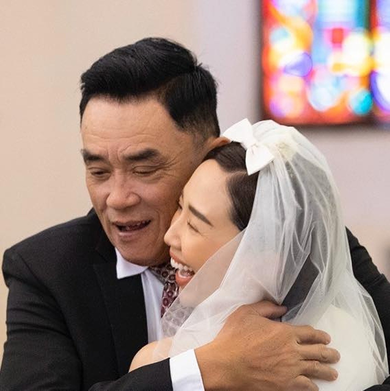 Tóc Tiên từng cãi lời mẹ để cưới Hoàng Touliver, cuộc sống giờ ra sao?- Ảnh 4. Tóc Tiên từng cãi lời mẹ để cưới Hoàng Touliver, cuộc sống giờ ra sao?- Ảnh 4.