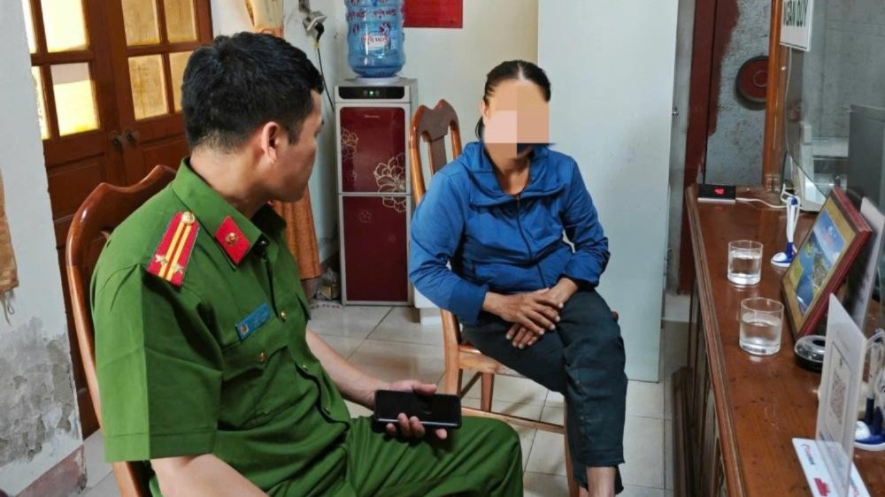 Người phụ nữ vay tiền nhờ ‘luật sư’ lấy lại tiền bị lừa, suýt sập bẫy lần hai- Ảnh 1.