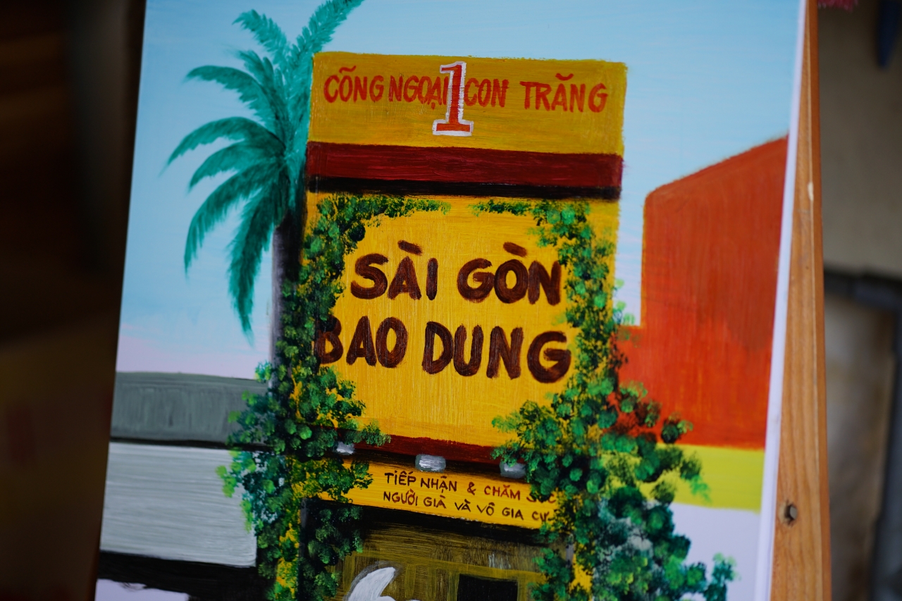 TP.HCM có một “câu lạc bộ tuổi già” đặc biệt: Bán vé số, bơm xe, nấu cơm chung mỗi ngày- Ảnh 2.