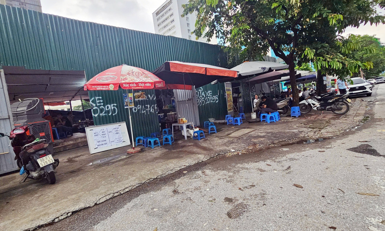 Cận cảnh khu 'đất vàng' vừa được Hà Nội chuyển mục đích xây cao ốc- Ảnh 9.