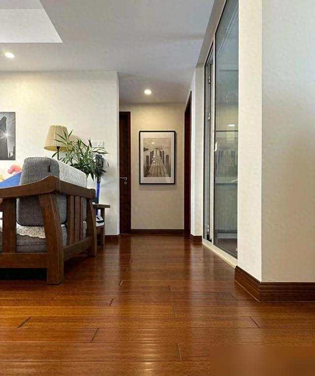 Ngôi nhà 60m² của người phụ nữ 60 tuổi: Không lộng lẫy nhưng sạch sang hơn cả biệt thự- Ảnh 4. Ngôi nhà 60m² của người phụ nữ 60 tuổi: Không lộng lẫy nhưng sạch sang hơn cả biệt thự- Ảnh 4.