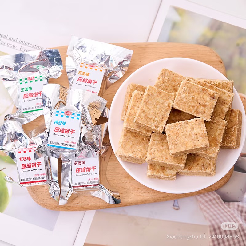 Trót thử 4 chiếc bánh quy nén trong lúc ăn buffet ở Trung Quốc, khách Việt "sốc toàn tập" khi nghe nhân viên cảnh báo- Ảnh 2.