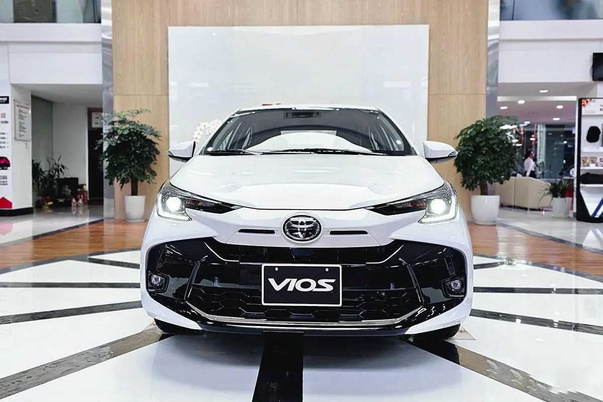 Ba mẫu sedan 'hot' nhất Việt Nam tiếp tục đua giảm giá- Ảnh 3.