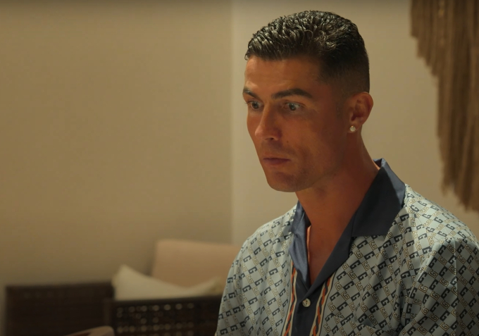Ronaldo hỏi con trai: “Ai là người nổi tiếng nhất thế giới?”, câu trả lời khiến tất cả ngã ngửa- Ảnh 2. Ronaldo hỏi con trai: “Ai là người nổi tiếng nhất thế giới?”, câu trả lời khiến tất cả ngã ngửa- Ảnh 2.