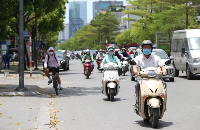 Miền Bắc sắp đón đợt nắng nóng mới, kéo dài nhiều ngày- Ảnh 1. Miền Bắc sắp đón đợt nắng nóng mới, kéo dài nhiều ngày- Ảnh 1.