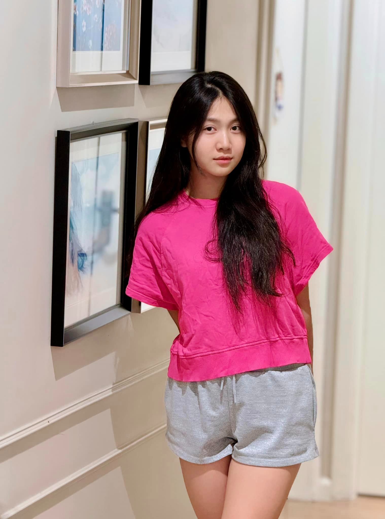 Dàn sao nhí Bố Ơi Mình Đi Đâu Thế? mùa 2 sau 10 năm: Người giờ như hot boy, người gây bất ngờ với ngoại hình khác lạ- Ảnh 7. Dàn sao nhí Bố Ơi Mình Đi Đâu Thế? mùa 2 sau 10 năm: Người giờ như hot boy, người gây bất ngờ với ngoại hình khác lạ- Ảnh 7.