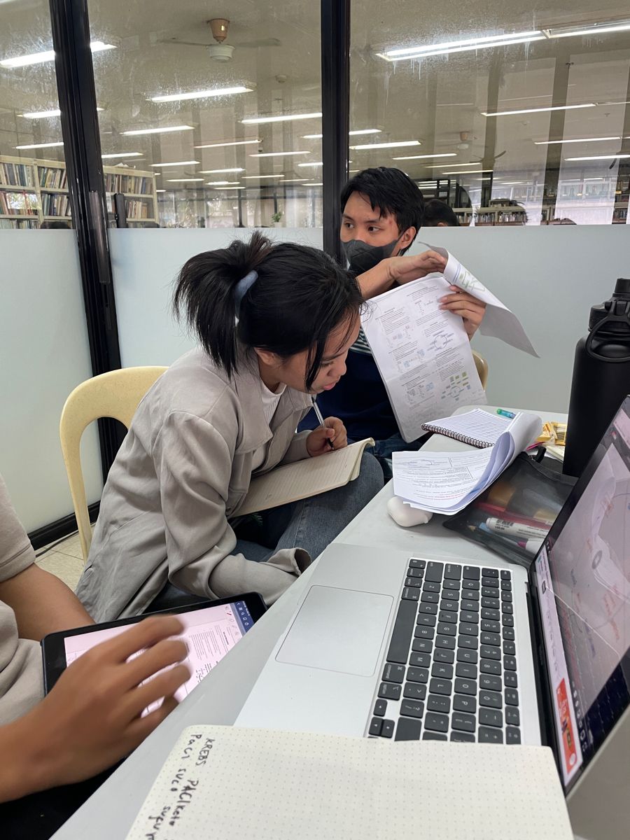 3 thứ trên bàn làm việc của người EQ thấp- Ảnh 2. 3 thứ trên bàn làm việc của người EQ thấp- Ảnh 2.