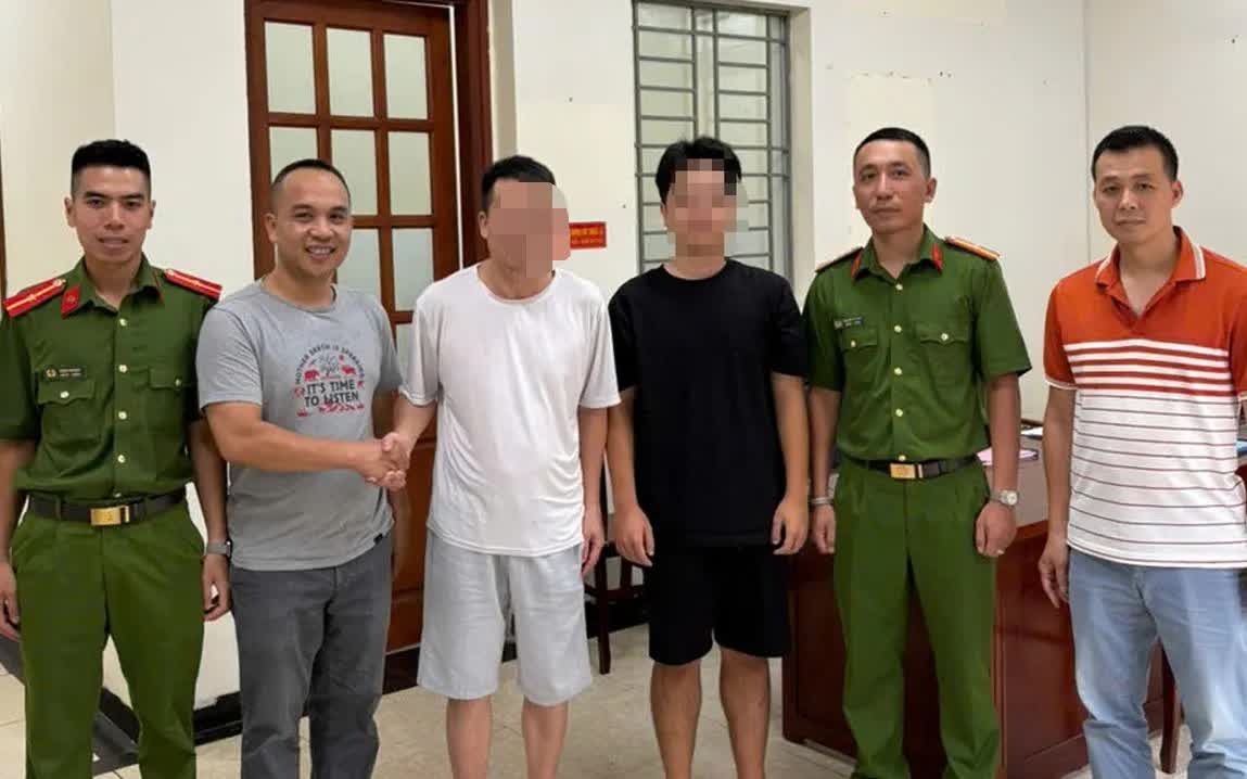 Tổ công tác CAP Bạch Mai tham gia cuộc kiếm tìm cháu Q. Ảnh: CACC.