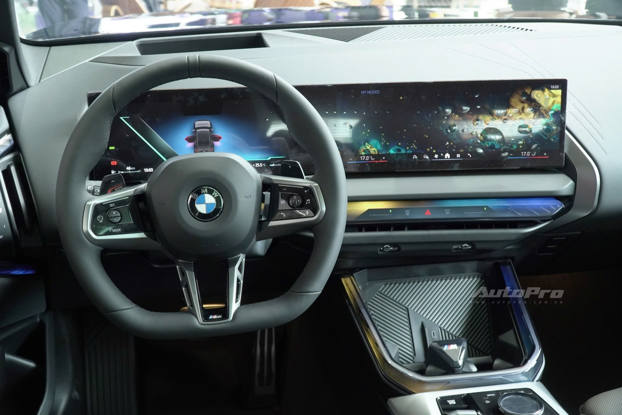 BMW X3 tăng giá hơn 300 triệu đồng nhưng vẫn rẻ hơn GLC 300, thêm cảnh báo điểm mù- Ảnh 5. BMW X3 tăng giá hơn 300 triệu đồng nhưng vẫn rẻ hơn GLC 300, thêm cảnh báo điểm mù- Ảnh 5.