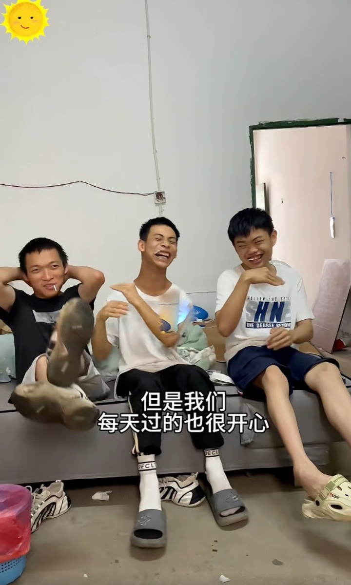 Cảm phục ba thanh niên bị bại não cùng nhau khởi nghiệp- Ảnh 4. Cảm phục ba thanh niên bị bại não cùng nhau khởi nghiệp- Ảnh 4.