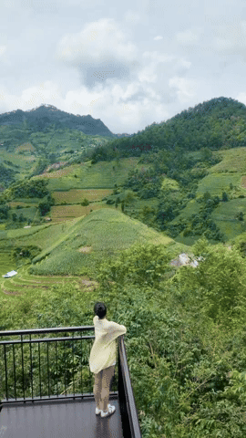 Doãn Hải My khoe visual Top 10 Hoa hậu, chân dài thẳng tắp chiếm spotlight khi cùng Văn Hậu Doãn Hải My khoe visual Top 10 Hoa hậu, chân dài thẳng tắp chiếm spotlight khi cùng Văn Hậu