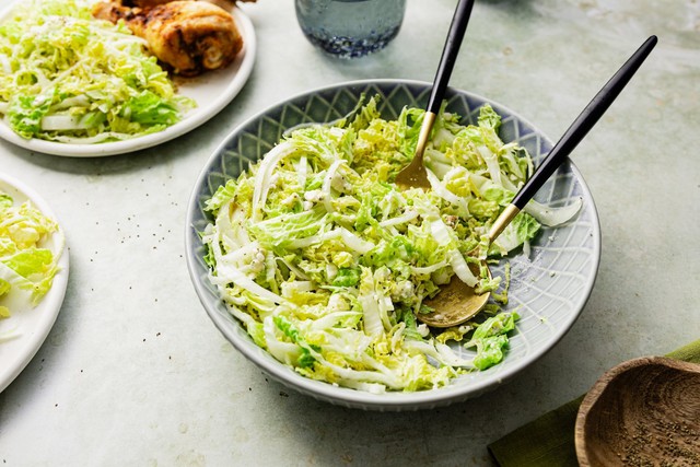 Đi chợ thấy loại rau này nhớ phải mua ngay: Mỹ đánh giá ít "ngậm" thuốc trừ sâu, hạ mỡ máu cực tốt- Ảnh 2.